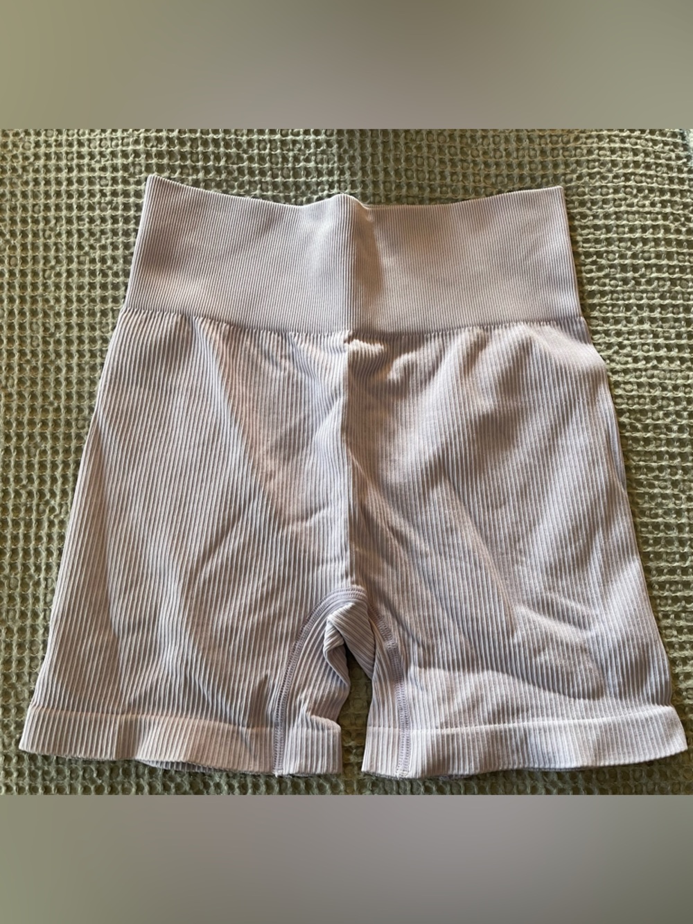 Seamless High-Waist Ribbed Biker Shorts - Light Mauve